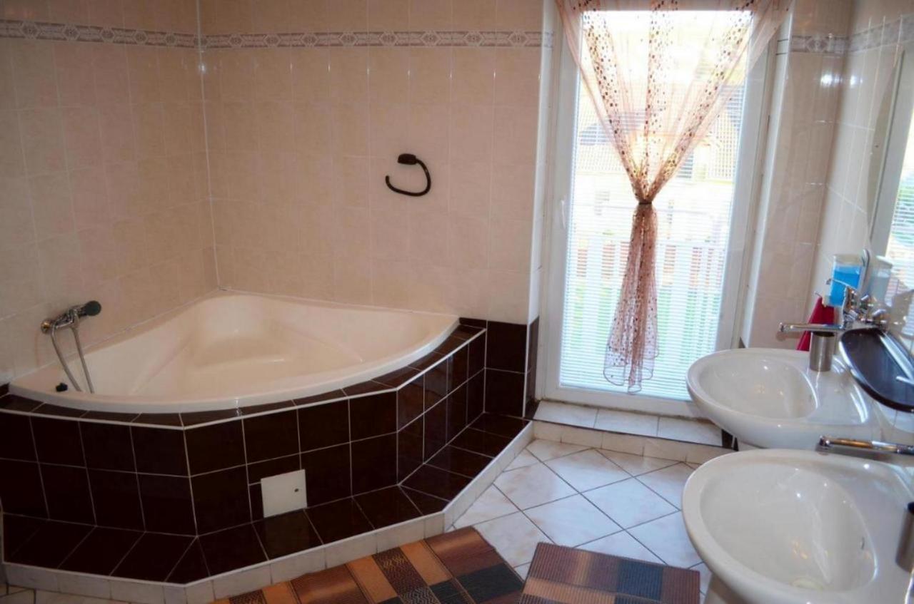 Chalupa Riviera A Apartmany Riviera - Liptov Besenova Ruzomberok Exterior foto